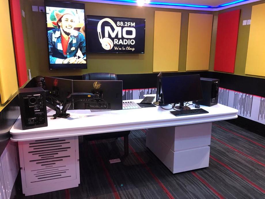 MO RADIO BEGINS BROADCASTING WITH AEQ CAPITOL IP CONSOLE 