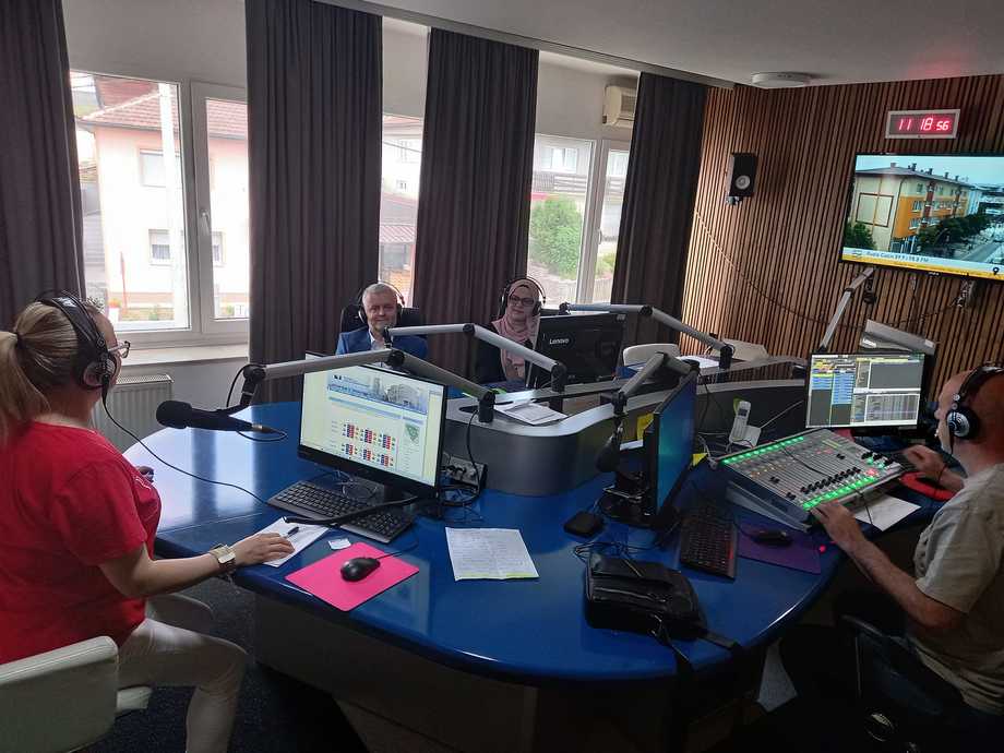AEQ digital technology in RADIO CAZIN's broadcast studio in Bosnia